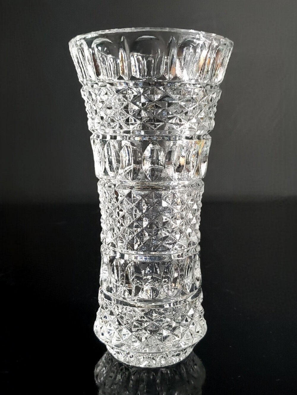 8" Lausitzer Glas Sparkling Lead Crystal Vase Heavy Diamonds Thumbprints